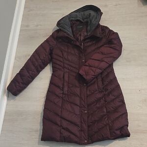 Marc New York Red Puffer Jacket with Hood and Quilted Design